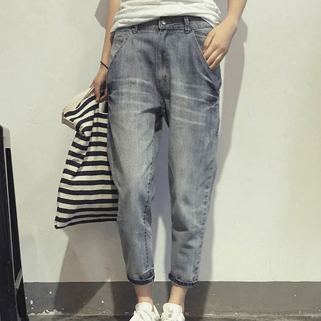 Comfort Mid Waist Cropped Boyfriend Jeans