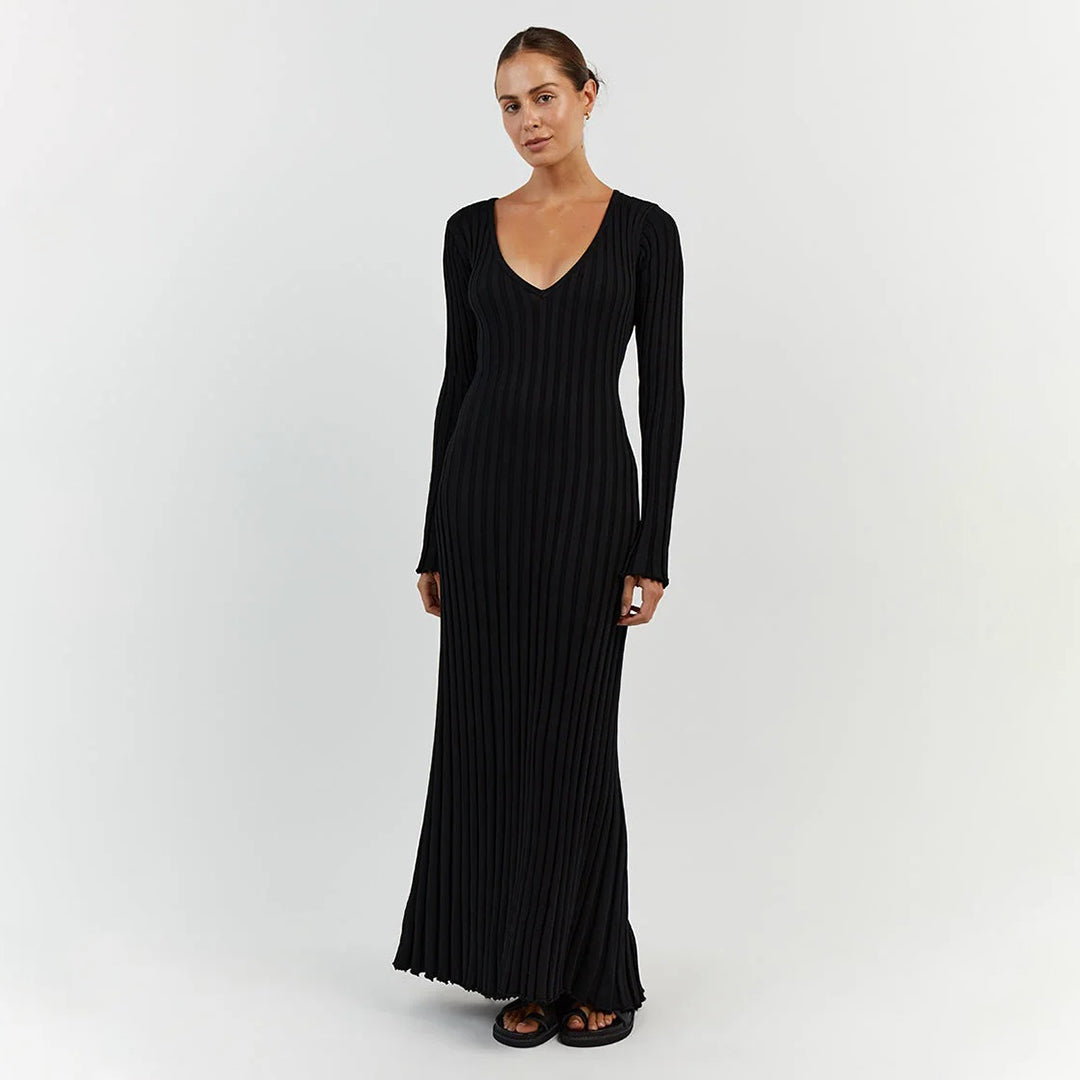 Women's Knitted Maxi Dress - V-neck - Long-sleeved - Fitted Ribbed Design