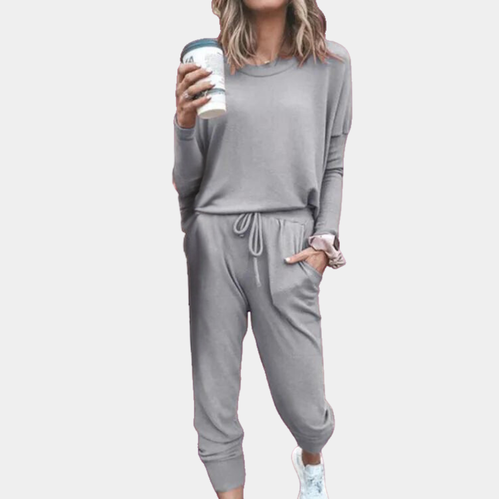 Women's Loungewear Set - Long-Sleeve Crew Neck Top & Joggers - Elastic Waist & Pockets
