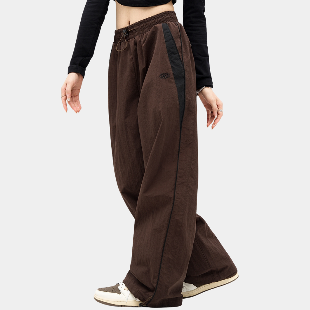 Sporty Elastic Waist Wide-Leg Pants