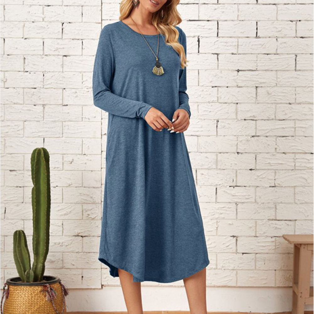 Women's Long-Sleeved Dress - Loose Fit - Round Neck - Soft and Light Quality