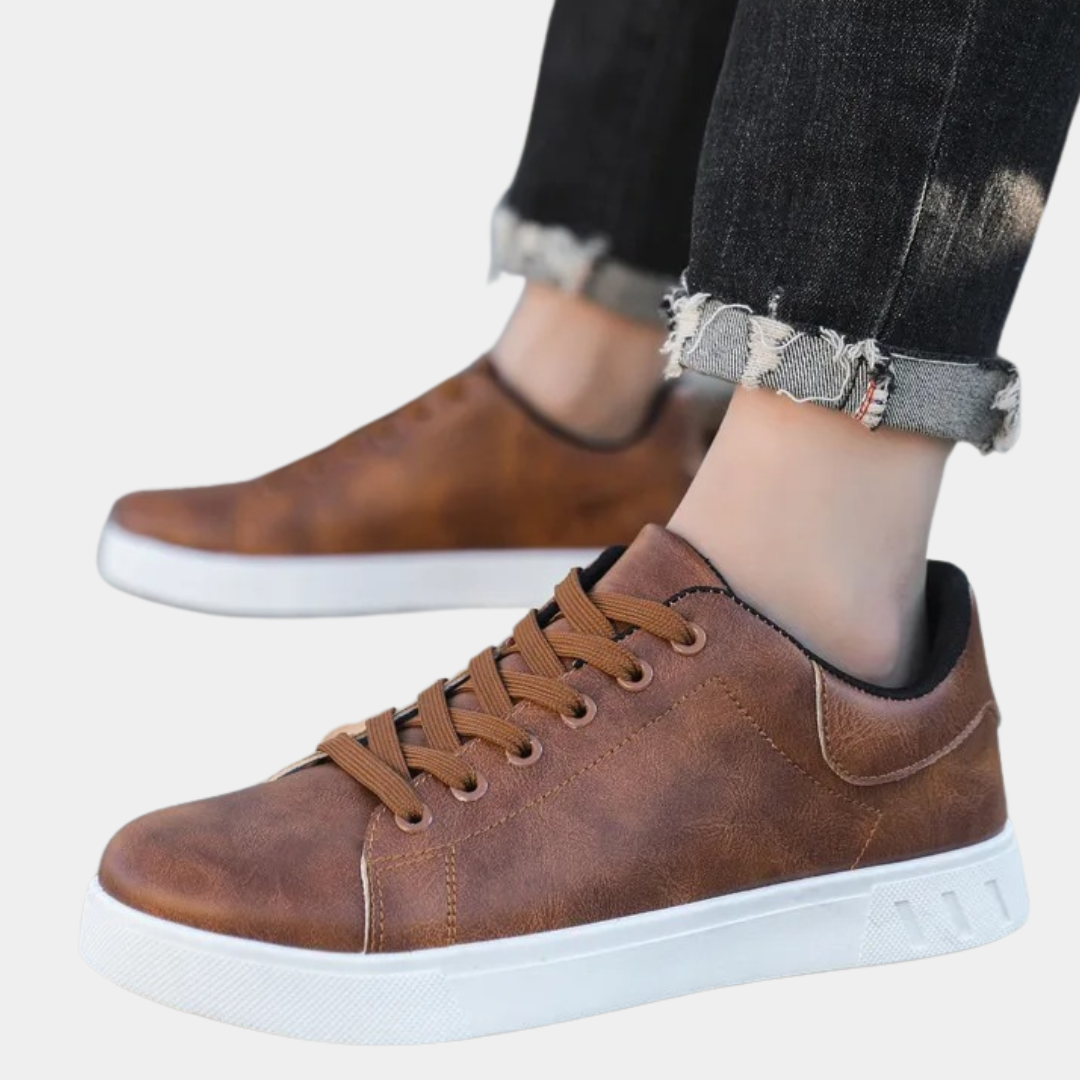 Comfortable Sole Leather Look Low-Cut Sneakers