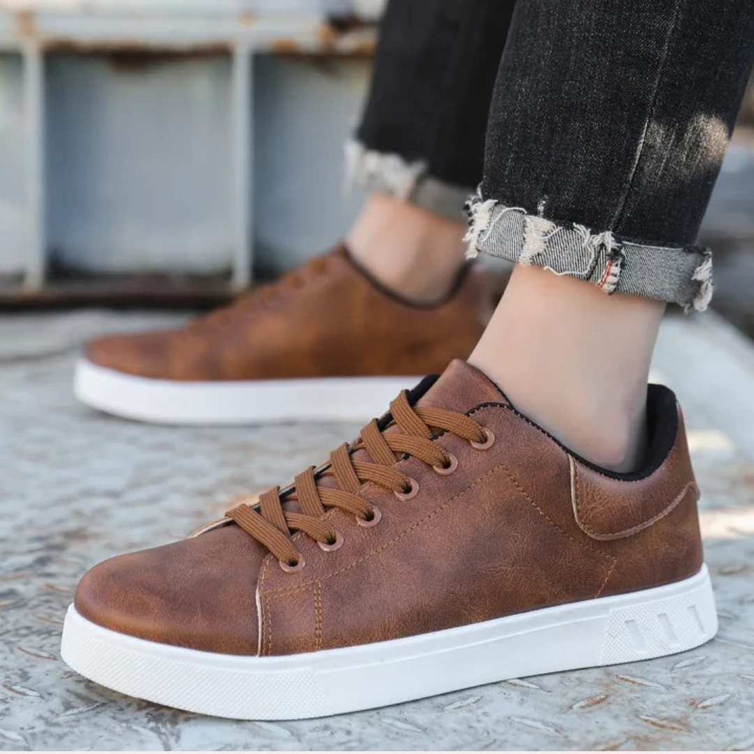 Comfortable Sole Leather Look Low-Cut Sneakers