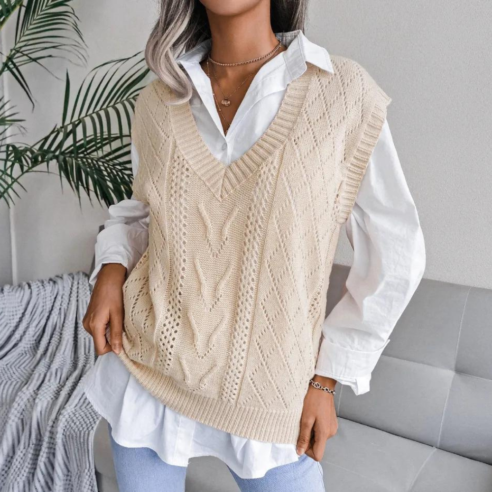 Women's Knit Vest - Cable Knit - V-neck - Soft and Comfortable