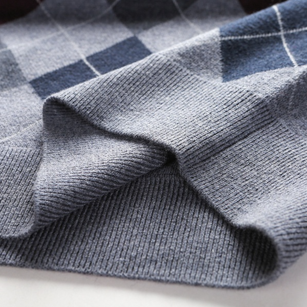 Classic Argyle Tailored Fit Sweater Vest