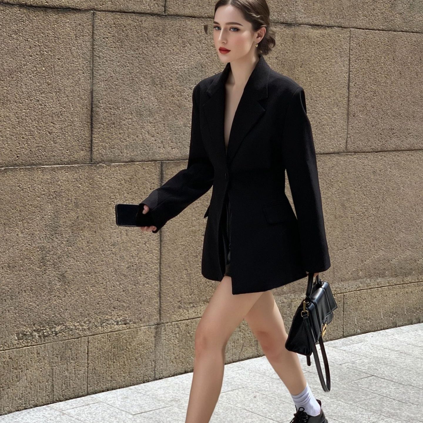 Women's Blazer – Slim Fit – Waistband – V-Neck – Long Sleeves – Mid-Length – Tailored