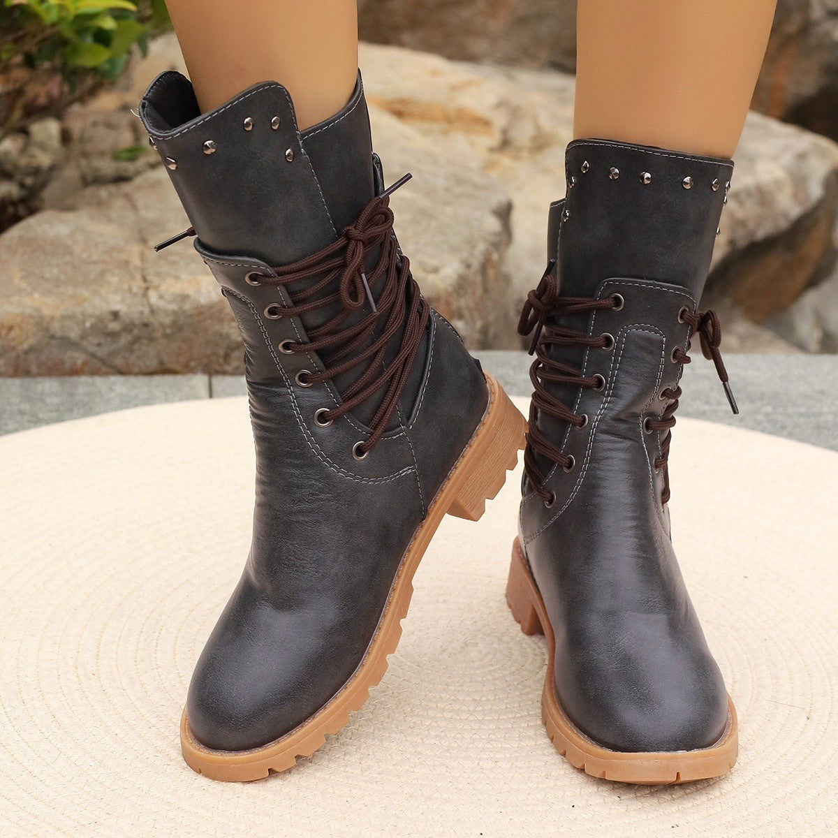Women's Boots in Mid Length – Faux Leather – Laces – Chunky Heel – Rugged Sole