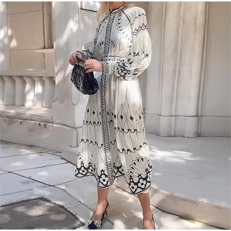 Dress for women – Midi length – Elegant fit – Long sleeves – Belt at the waist