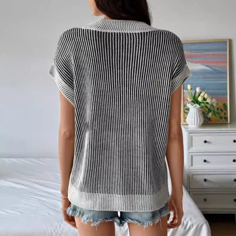 Women's Sweater Vest – V-neck Knit – Relaxed Fit – Sleeveless Rib Structure