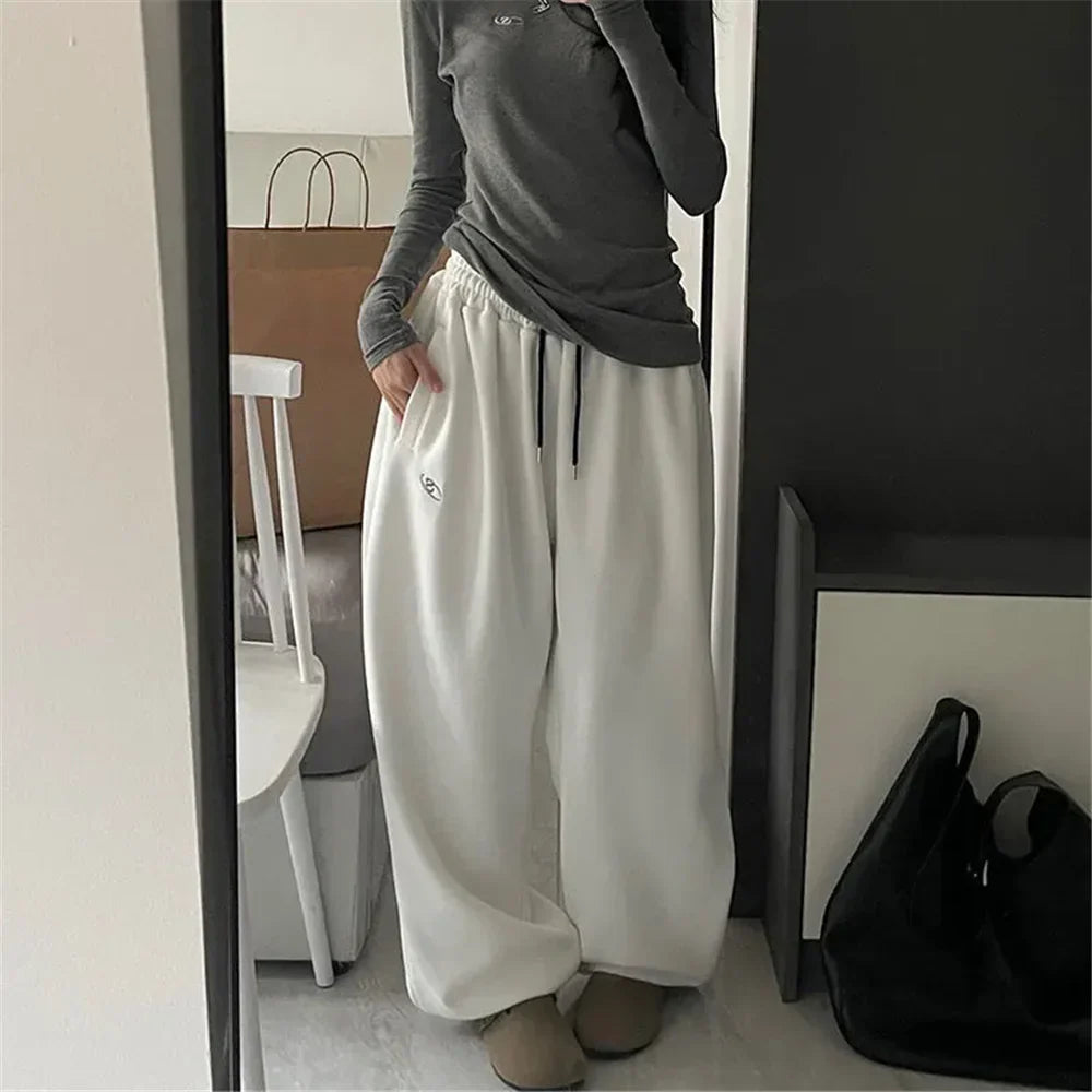 Women's Sweatpants - Oversized Wide-Leg - Soft Cotton - Adjustable Elastic Waist