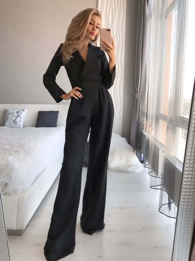 Women's Jumpsuit - Slim Fit - Long Sleeved - V-Neck - Elegant and Flattering