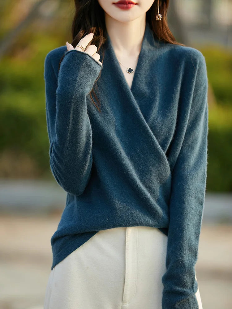 Wool Knit Relaxed V-Neck Pullover Sweater