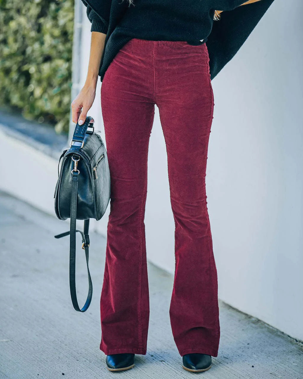 Women's Velvet Trousers – High-Waisted – Flared Legs – Soft and Textured