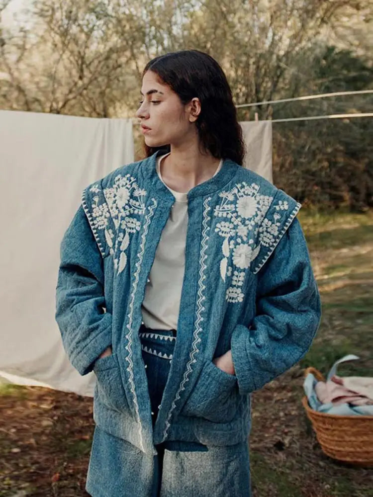 Women's Jacket - Embroidered Floral Pattern - Straight Cut - Round Neck - Long-Sleeved