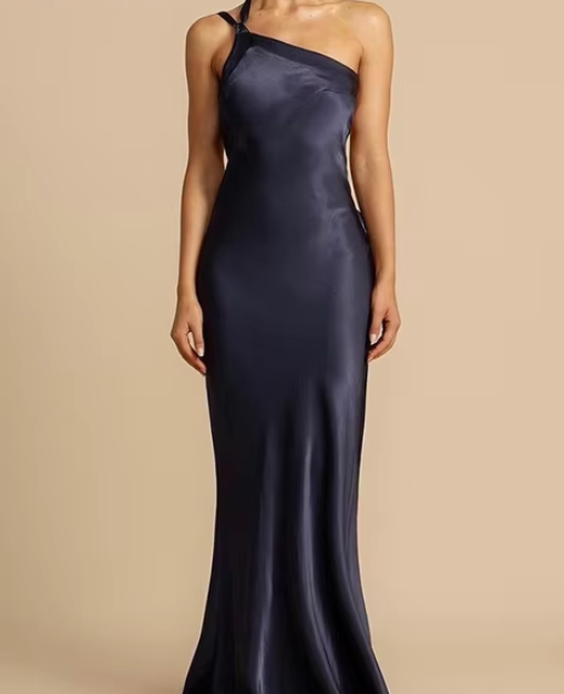 Satin One-Shoulder Fitted Evening Dress