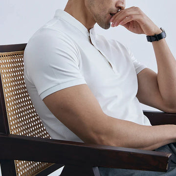 Light Cotton Slim Fit Collar T-shirt