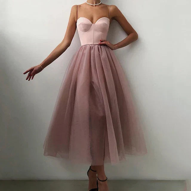 Elegant Tulle Skirt Sweetheart Midi Dress