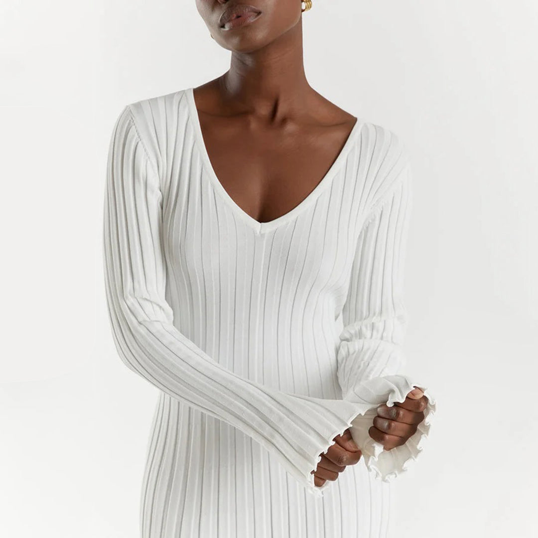 Women's Knitted Maxi Dress - V-neck - Long-sleeved - Fitted Ribbed Design