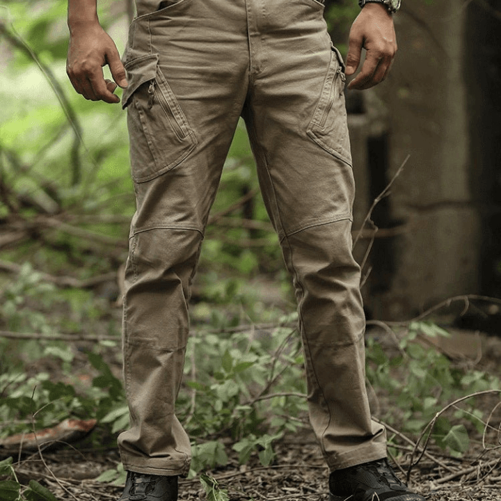 Relaxed Fit Cargo Pants