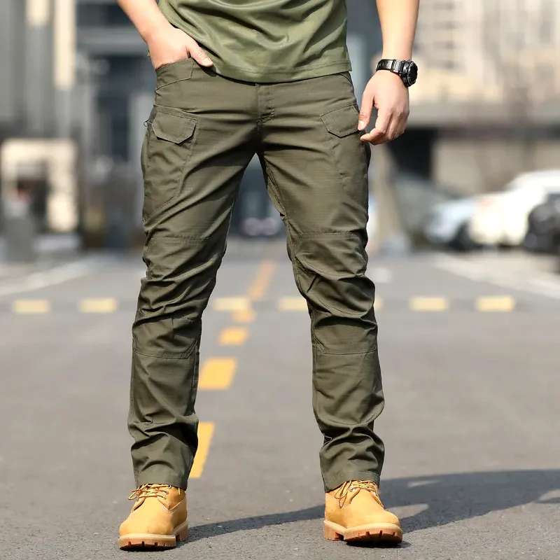 Relaxed Fit Cotton Utility Cargo Pants