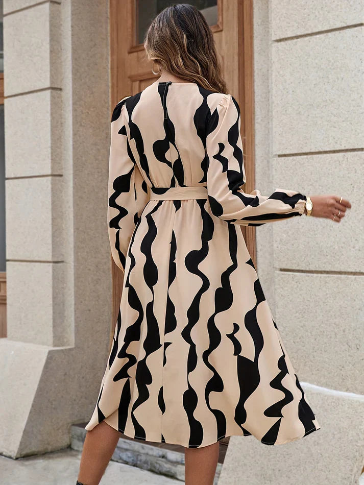 Women's Midi Dress - Long Sleeves - Fitted Waist with Belt - Elegant Wavy Pattern