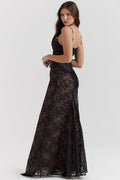 Women's Lace Dress - Elegant Corset-Design - Long-Sleeved - Fitted Evening Dress