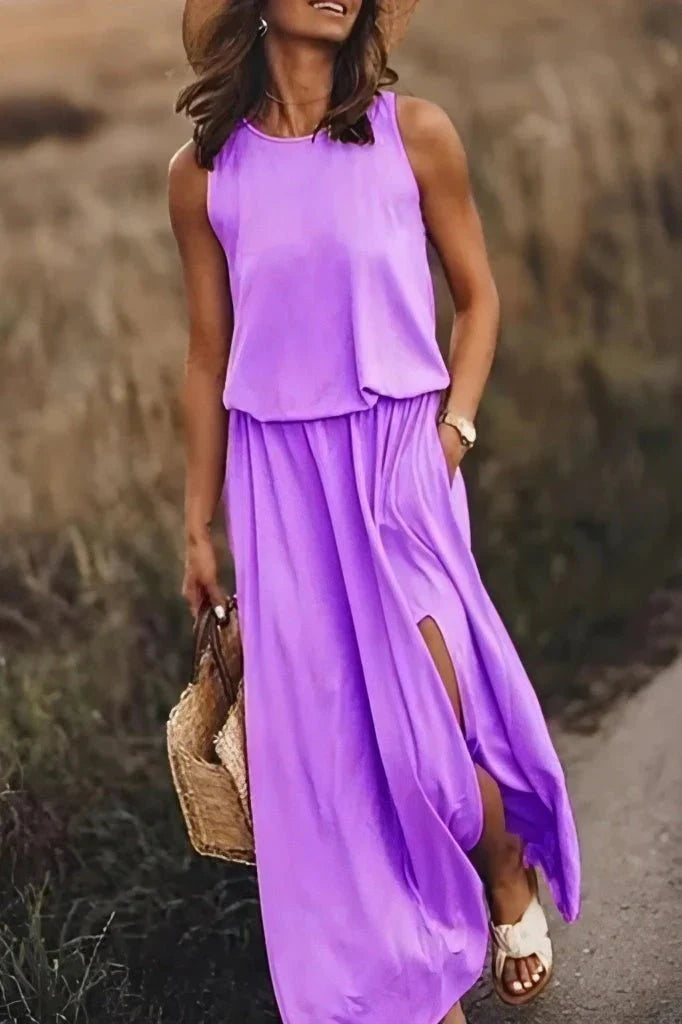 Women's Maxi Dress – Loose Fit – Empire Waist – Sleeveless – Slit – Round Neck