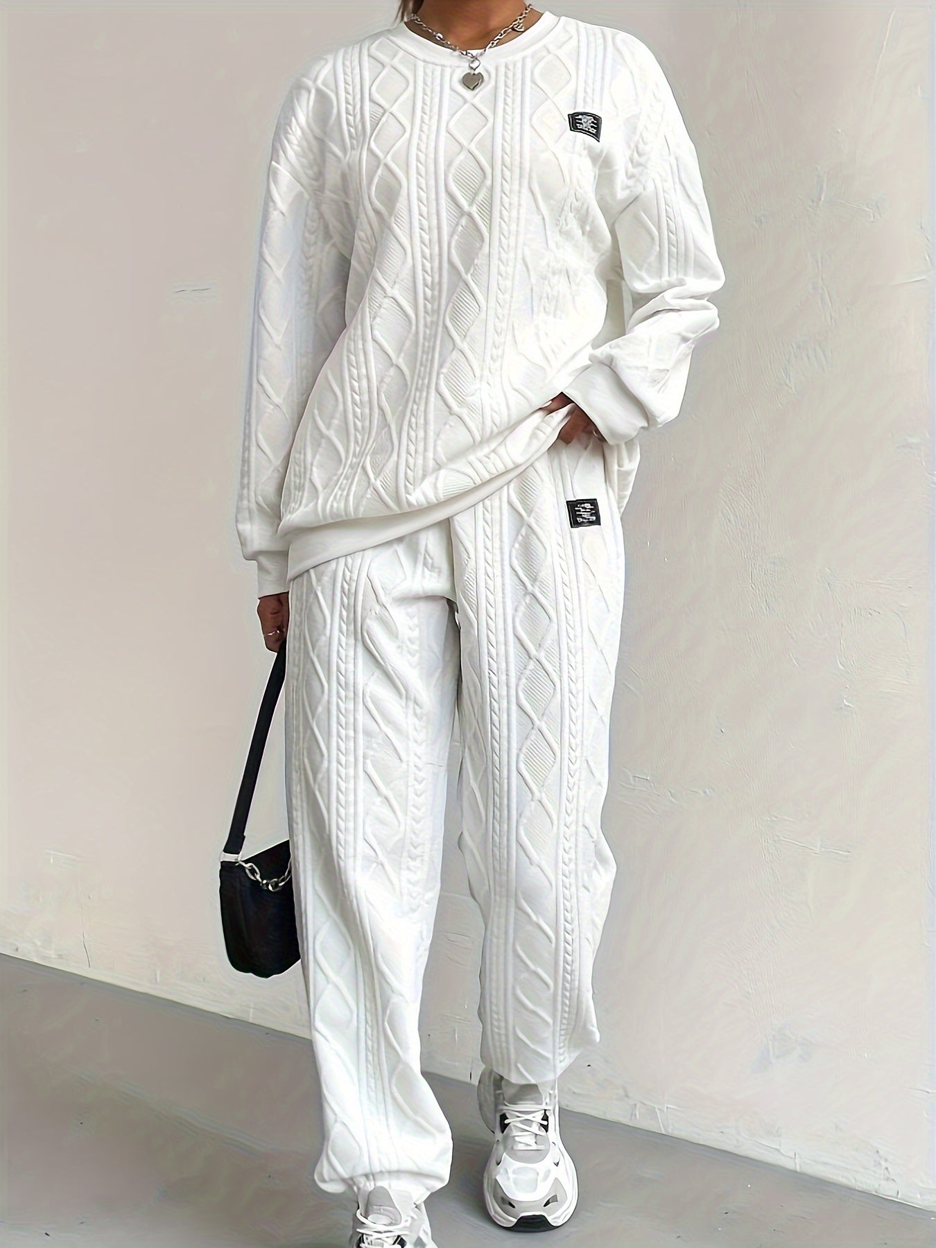 Women's Loungewear Set – Cable Knit – Relaxed Fit – Rib Details – Full Length