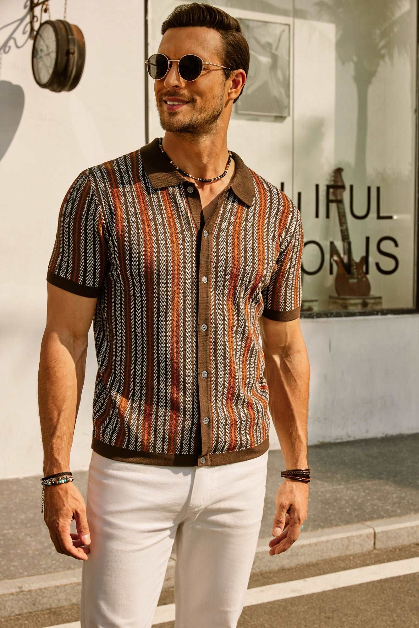 Men's polo shirt – Slim fit – Retro stripes – Button closure – Breathable knit
