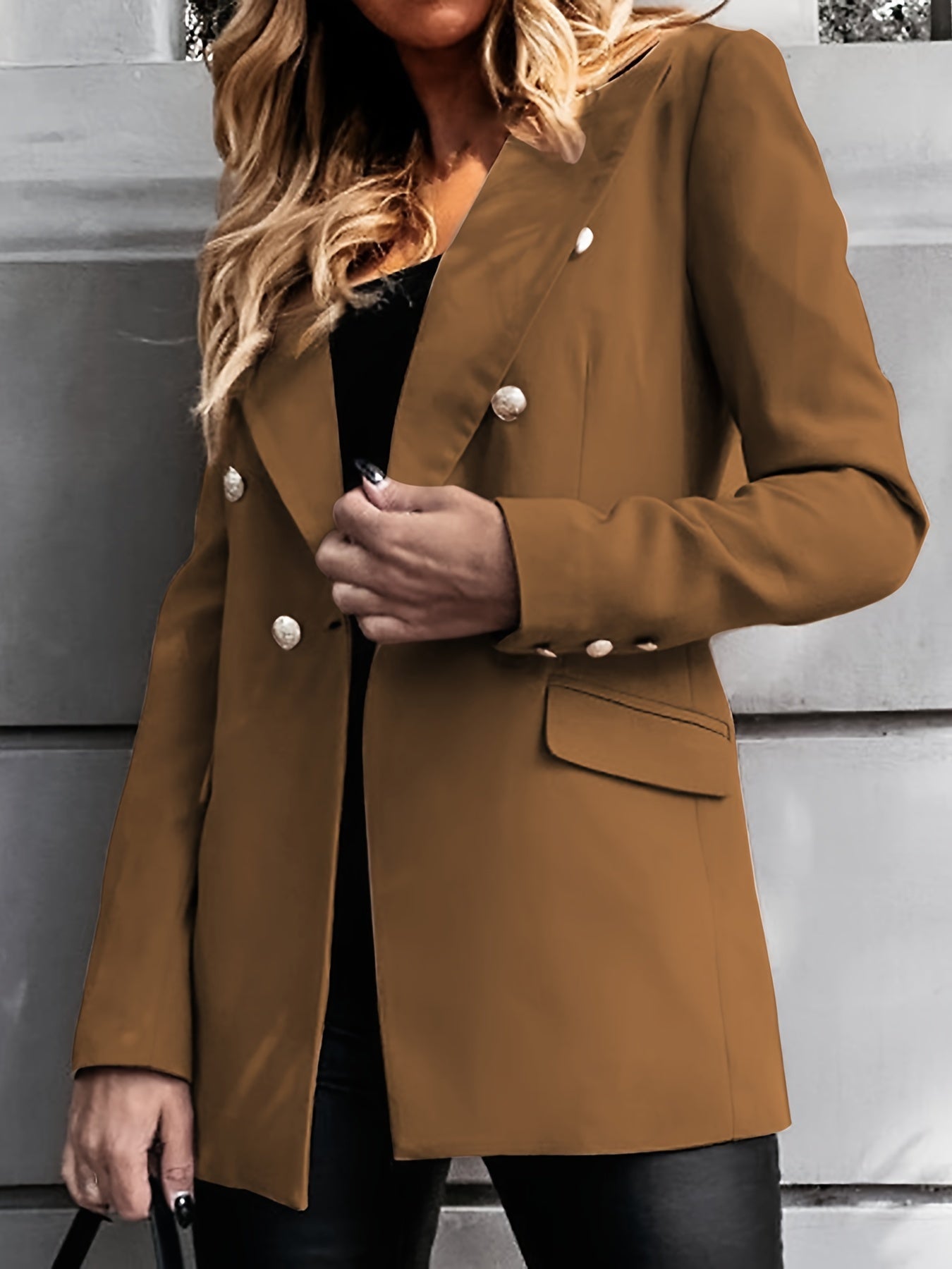 Women's Blazer – Double-Breasted – Tailored Fit – Notch Lapels – Flap Pockets