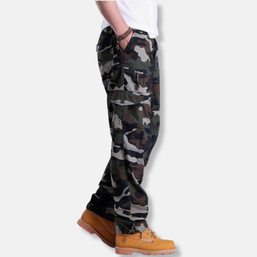 Relaxed Fit Straight Leg Cargo Pants