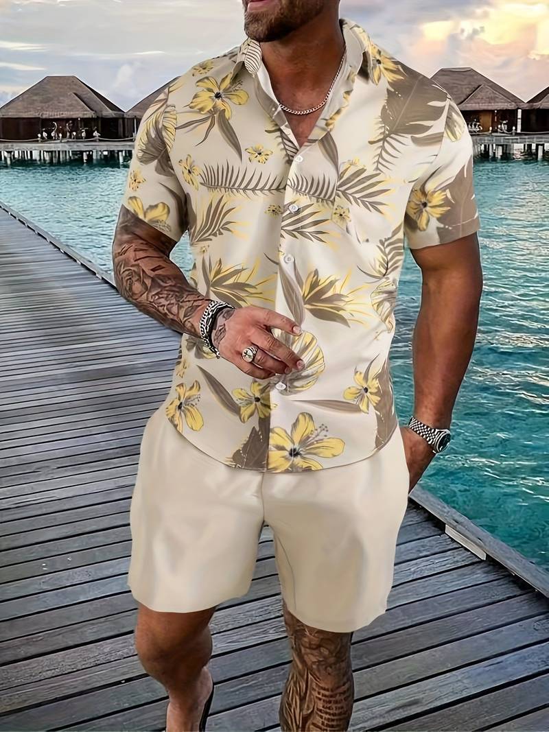 Lightweight Relaxed Fit Hawaiian Shirt