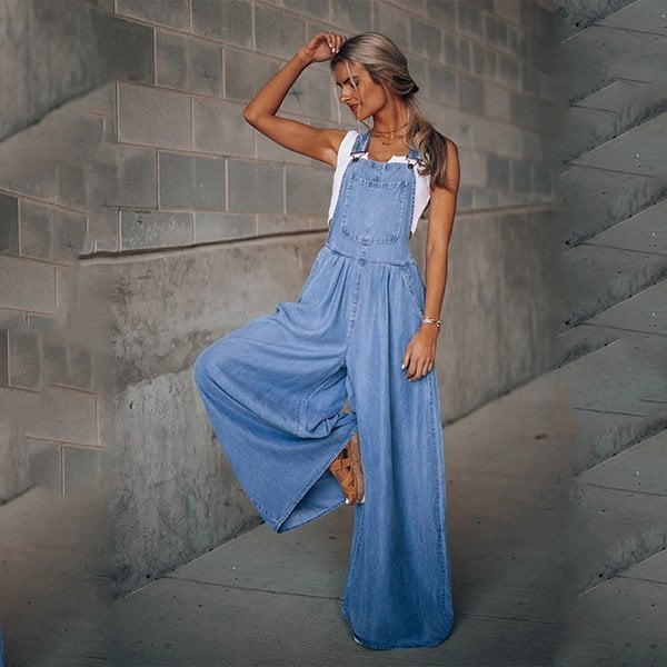Women's Overalls in Denim - Adjustable Straps - Loose Fit - Wide Legs