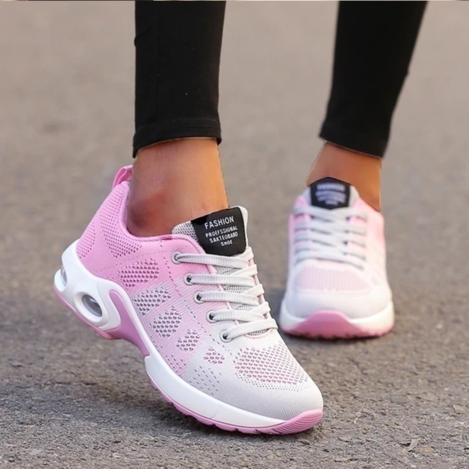 Women's running shoes – Breathable mesh – Supportive fit – Padded orthopedic sole