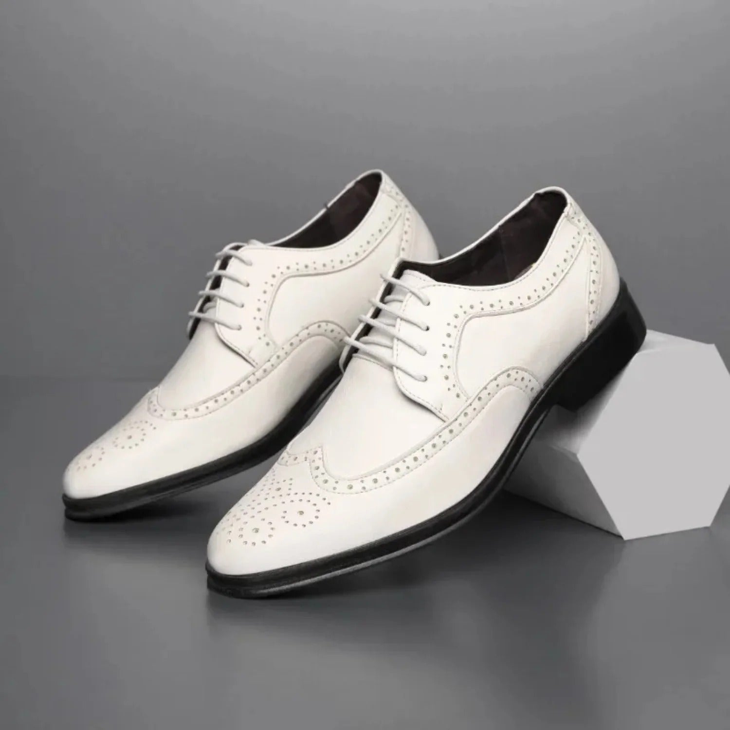 Herresko - Klassiske Læder Brogues - Wingtip Design - Formelle Snørelukning