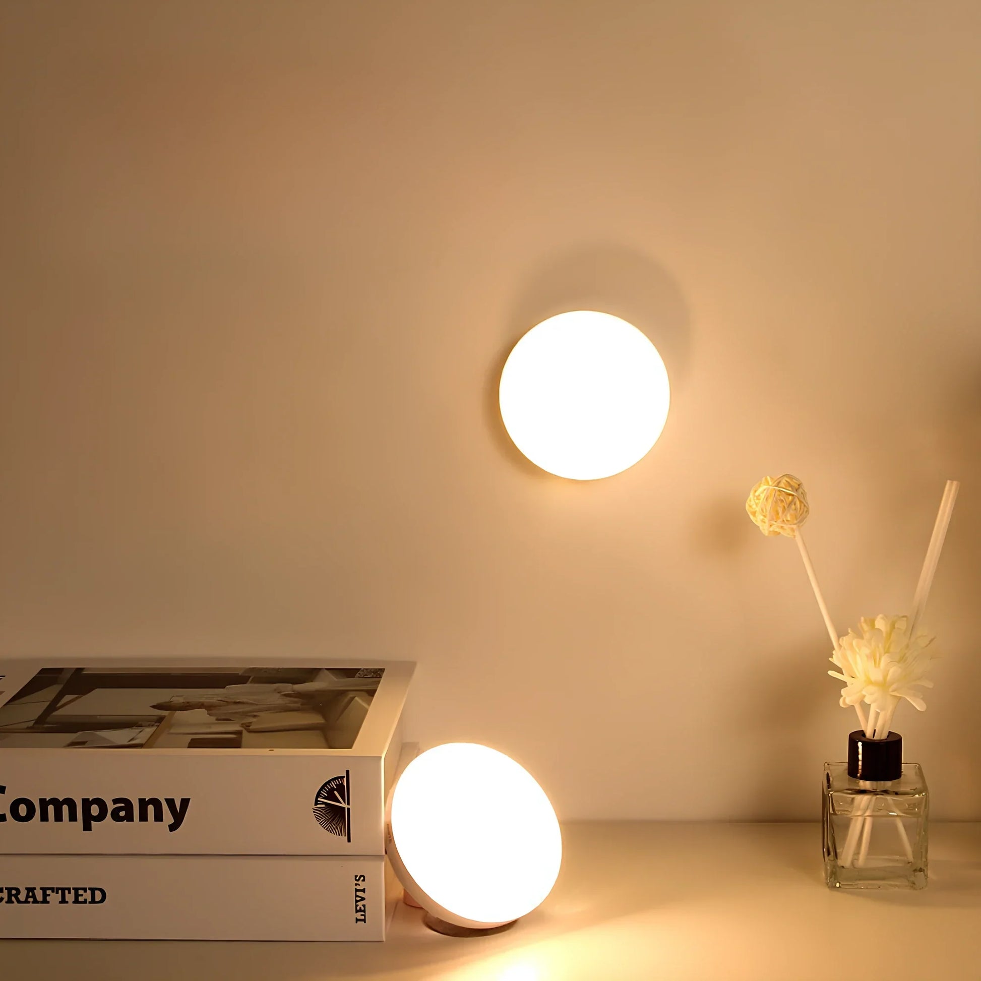 Minimalist Frosted Diffuser Night Light