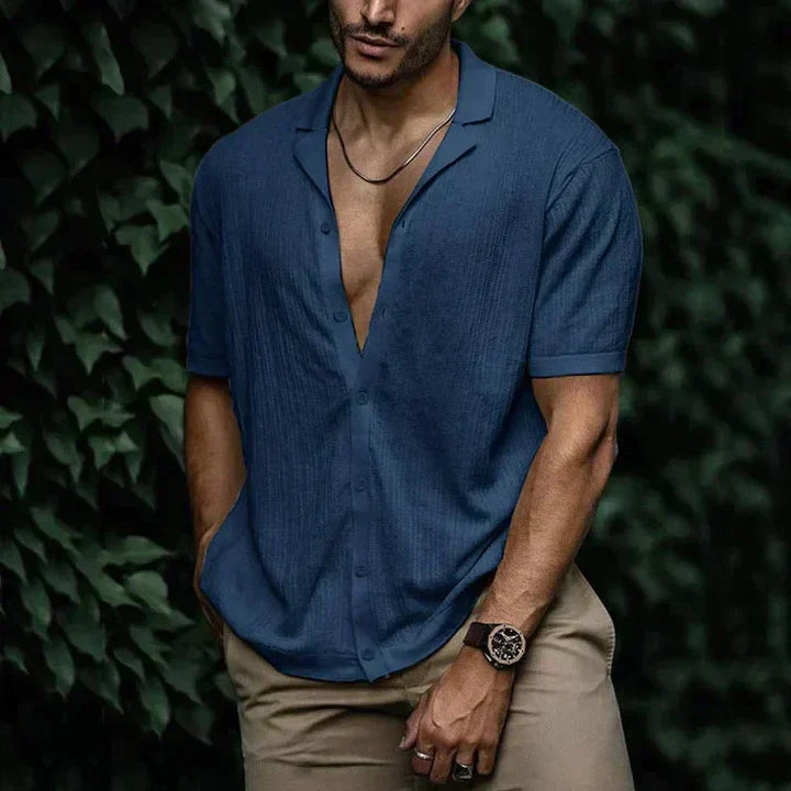 Men's Shirt - Short Sleeved - Light and Breathable - Button Closure - Relaxed Fit