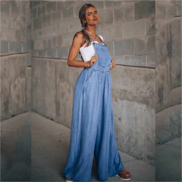 Women's Overalls in Denim - Adjustable Straps - Loose Fit - Wide Legs