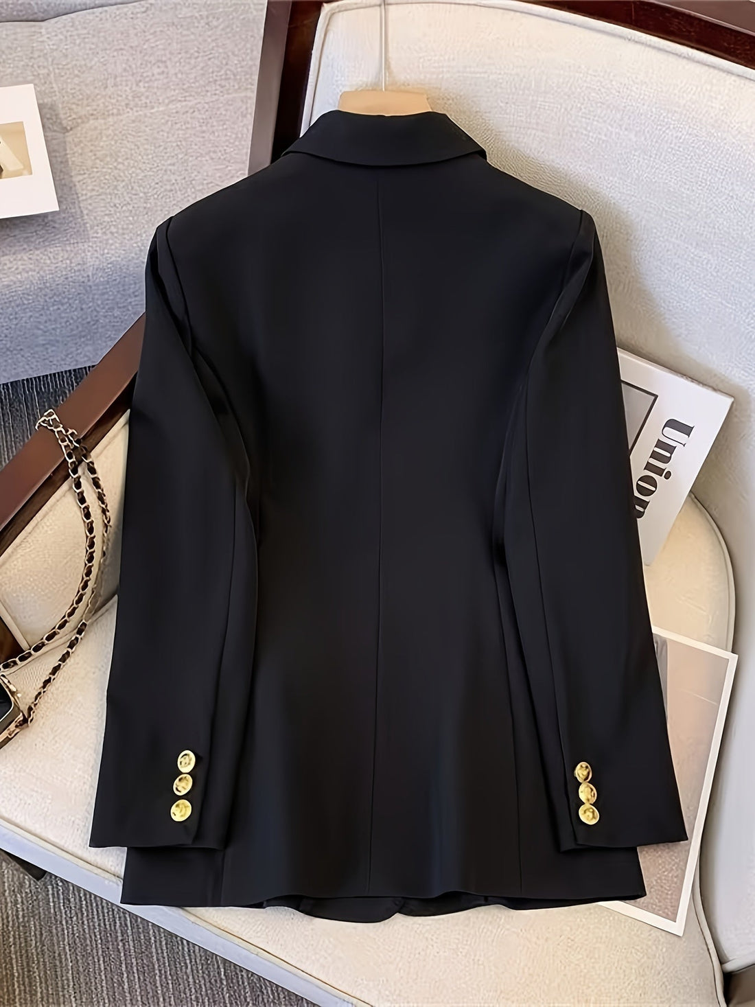 Double-Breasted Sculpted Fit Notch Lapel Blazer