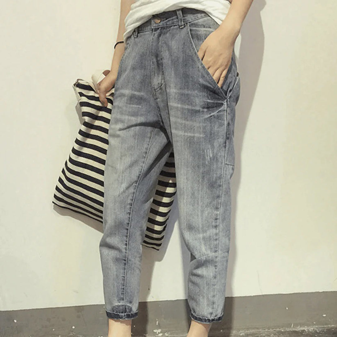 Dame Jeans - Afslappet Pasform - Cropped Boyfriend Stil - Mid Waist Komfort