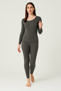 Women's Lounge Set – Slim Fit – Long-Sleeved Top and Ankle-Length Stretch Pants