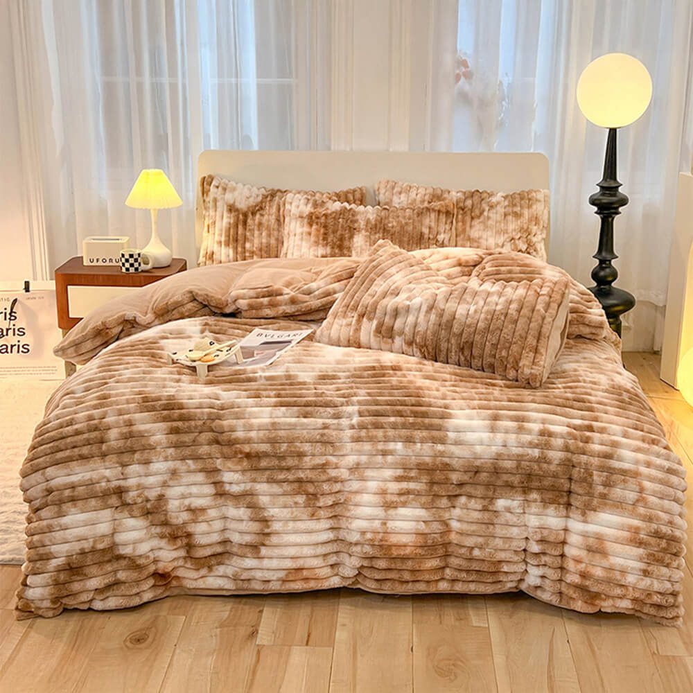 Ribbed Faux Fur Comforter Set