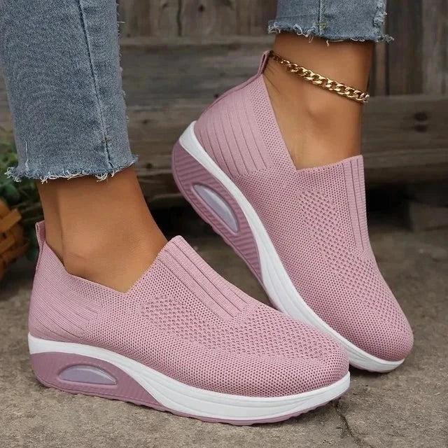 Women's Slip-on Sneakers – Breathable Knit – Lightweight Sole with Air Cushioning – Comfort Fit