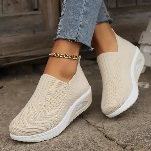 Breathable Knit Air Cushioning Slip-on Sneakers