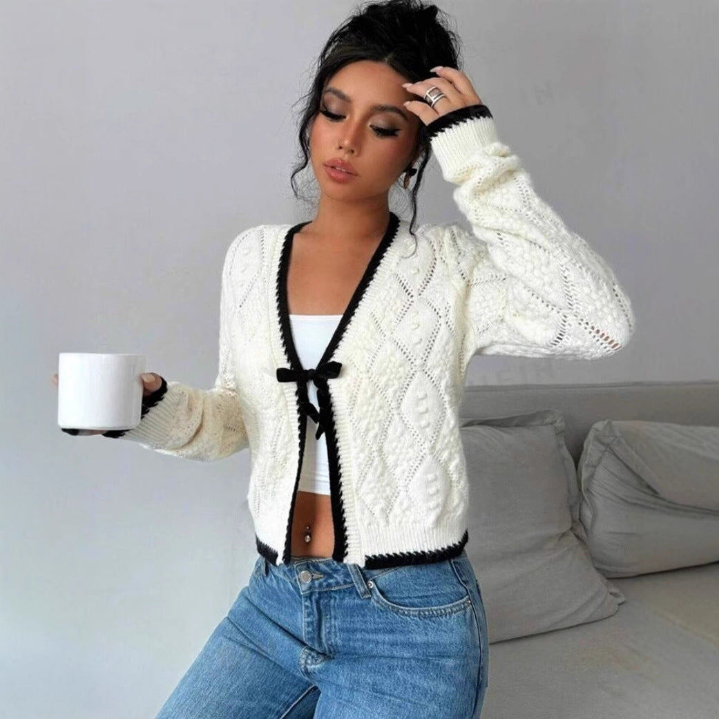 Bow Closure Cropped Fit Cardigan
