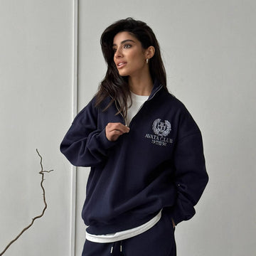 Dame sweatshirt med halv lynlås – oversized pasform – broderet front – bomuldsblend