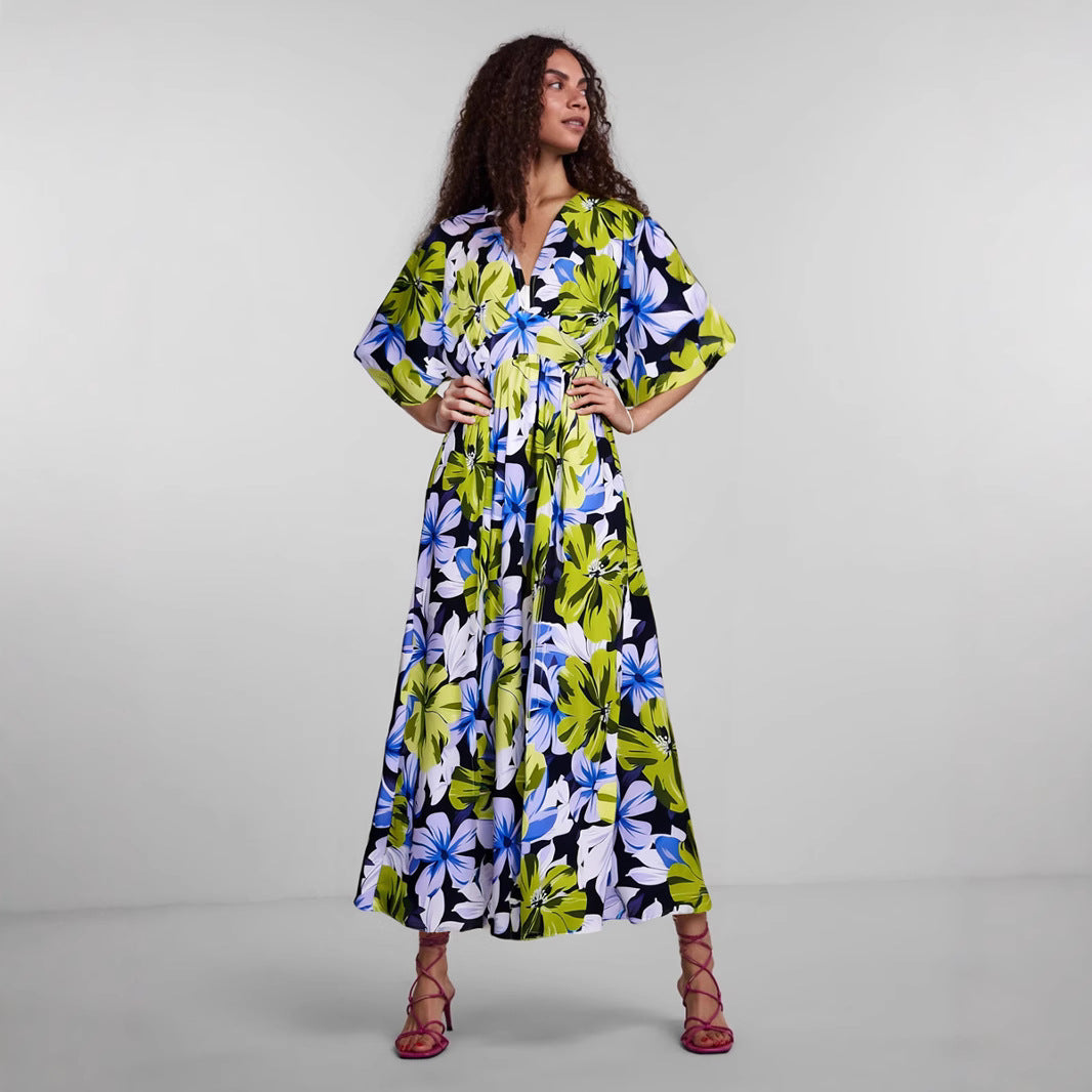 Dress for women – V-neckline – Floral pattern – Short wide sleeves – Slit – Midi length