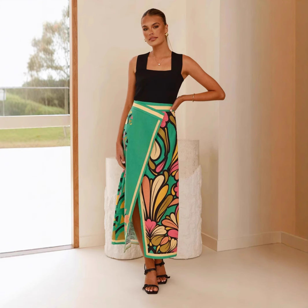 Women's Midi Skirt – Slim Fit – High Waist – Front Slit – Abstract Print