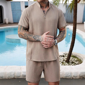 Herre Sæt med Henley T-shirt og Shorts – Åndbar Bomuld – Afslappet Pasform
