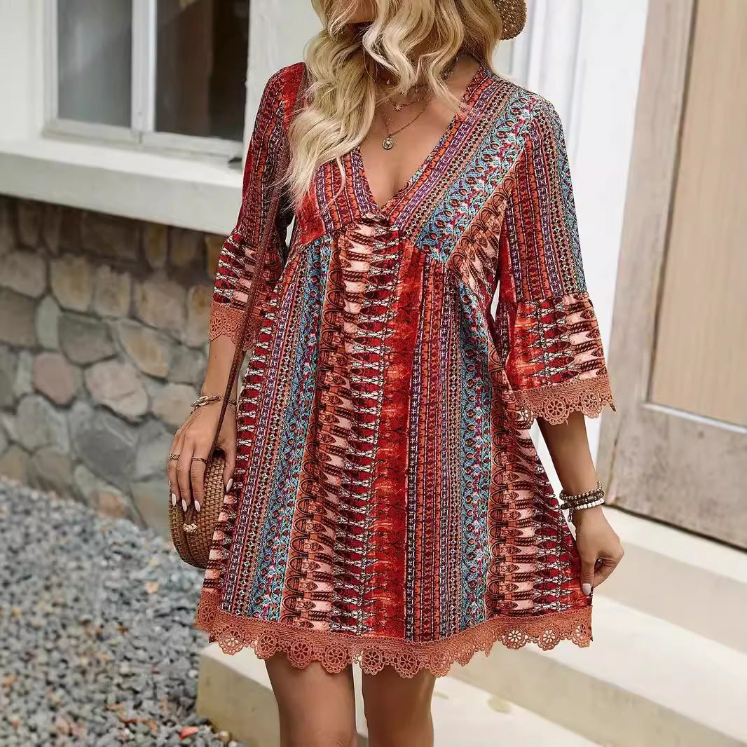 Damekjole – A-line pasform – Bohemeprint – V-udskæring – Blondekant – 3/4 ærmer